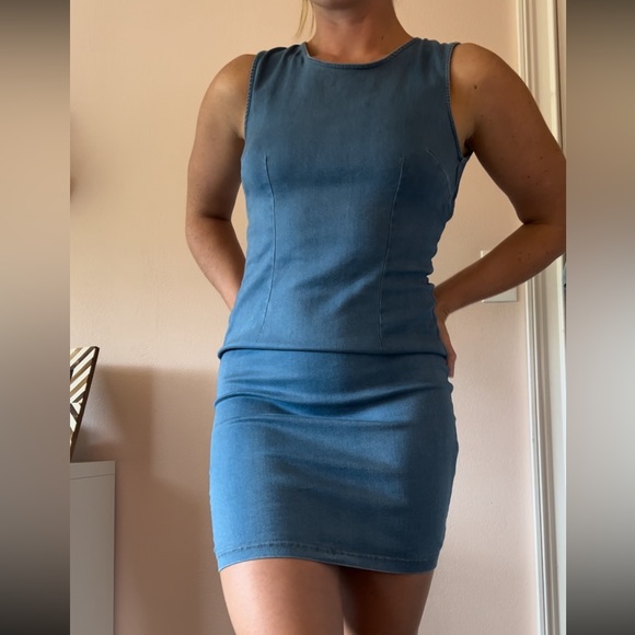 Backless Denim Mini Dress - Picture 3 of 10
